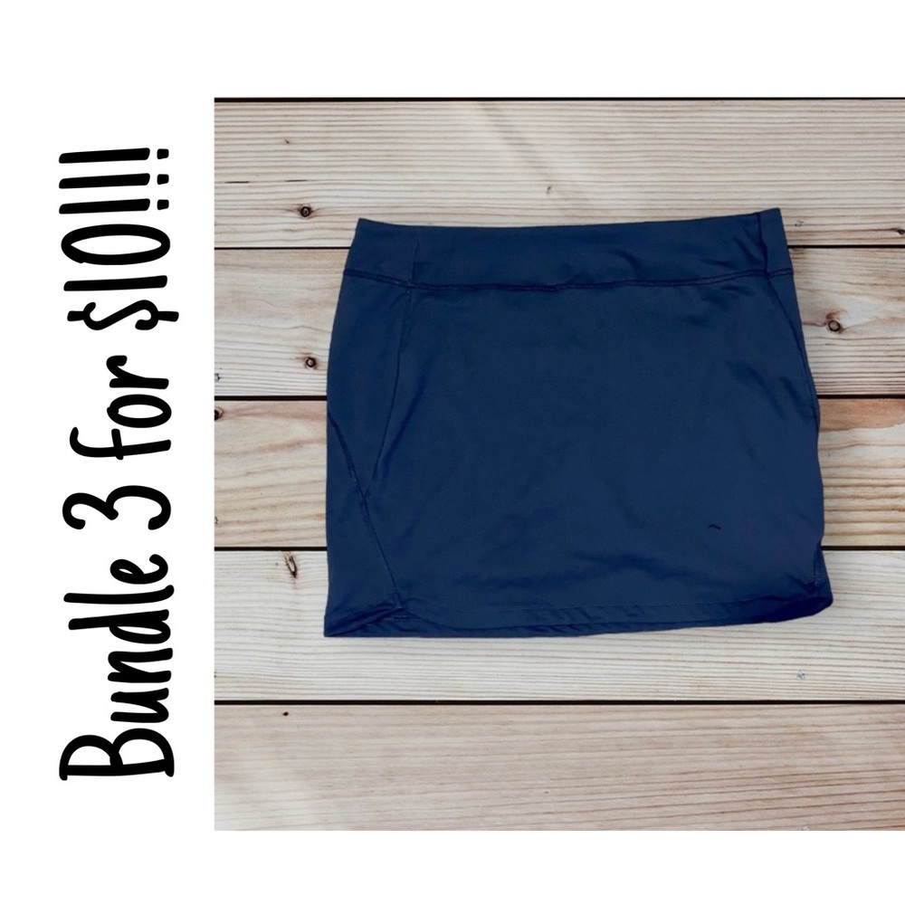 Women’s Columbia navy blue skort, xl, GUC